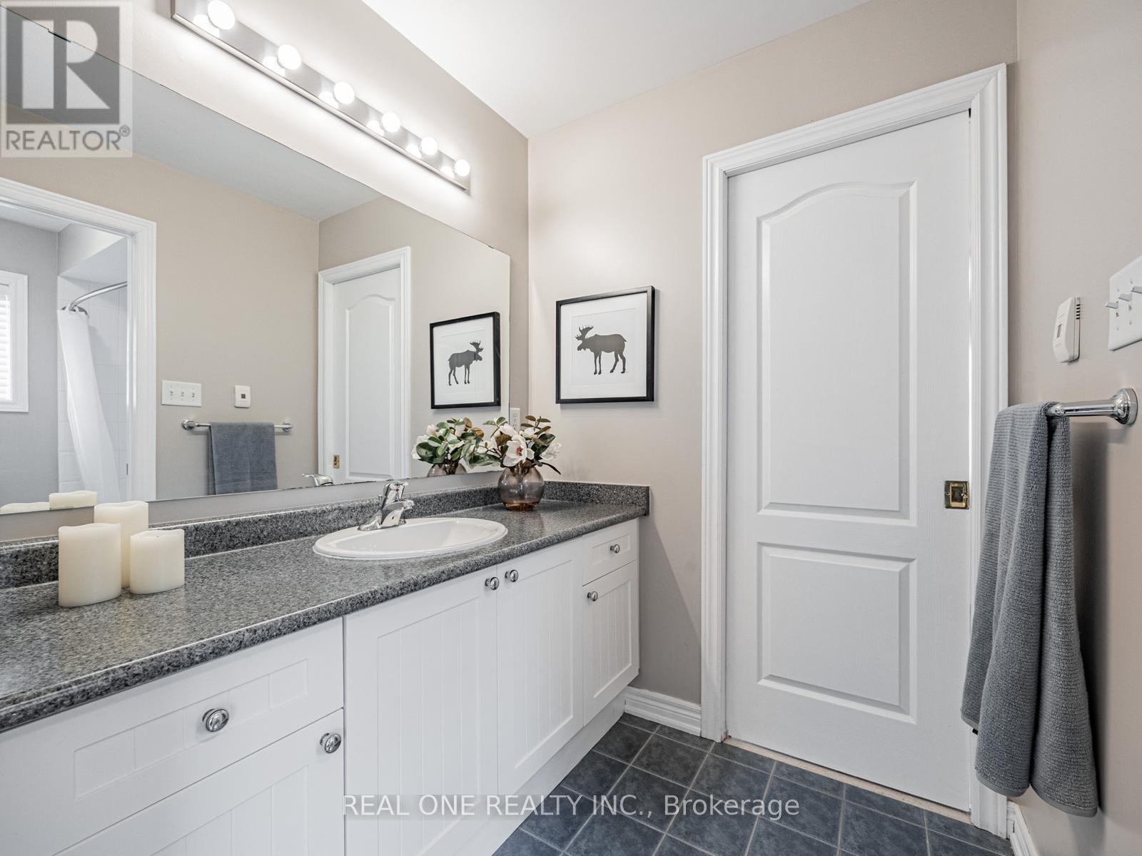 51 Hanson Crescent, Whitby, Ontario  L1M 2K9 - Photo 30 - E12930982