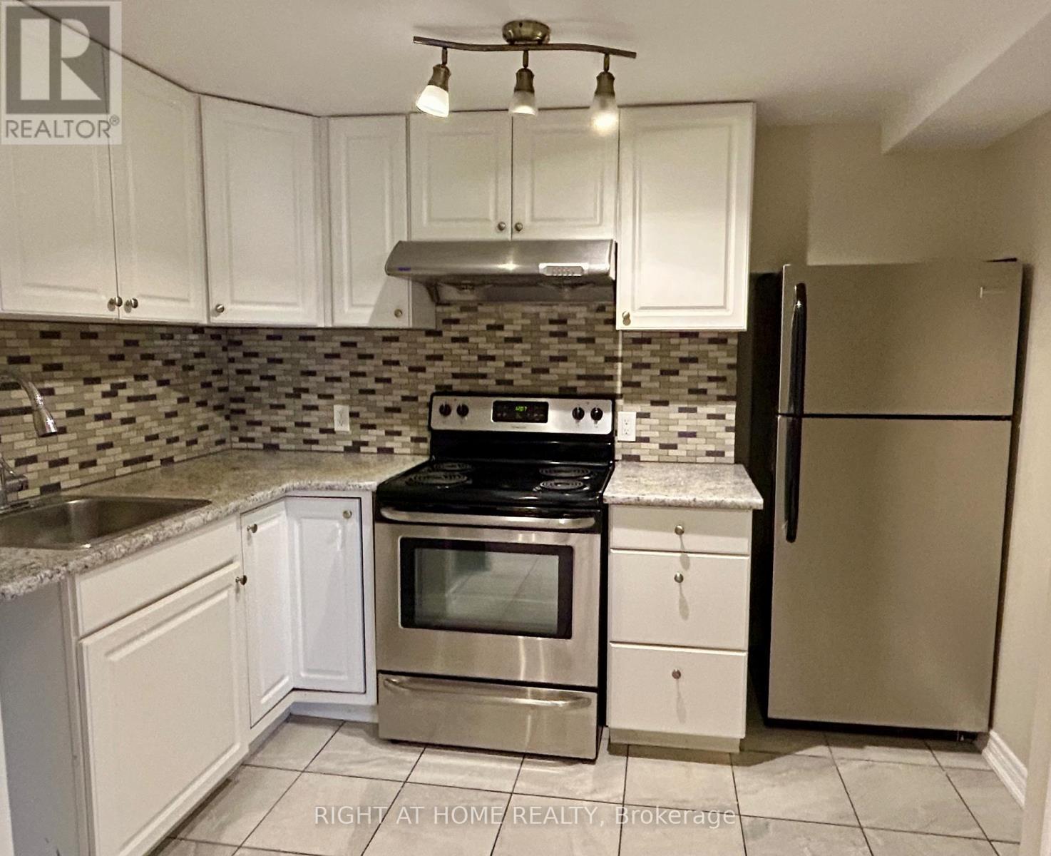 Unknown Address, ,     - Photo 14 - N12663498