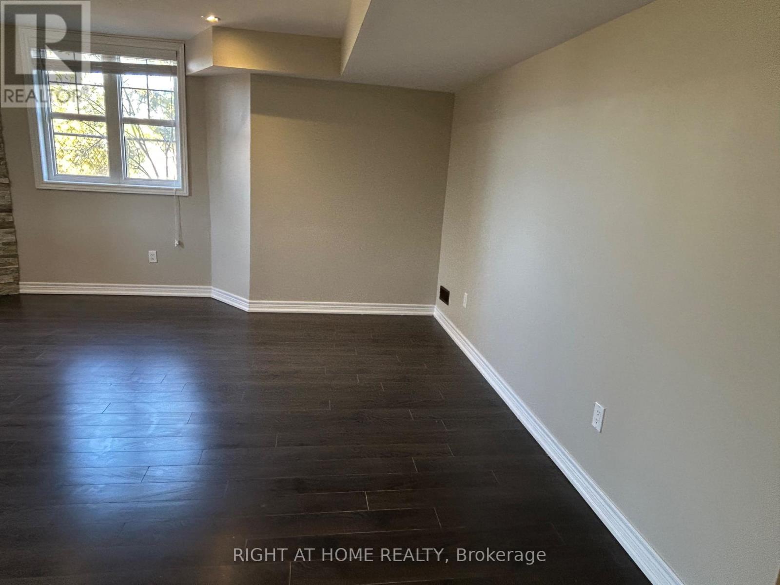 Unknown Address, ,     - Photo 10 - N12663498