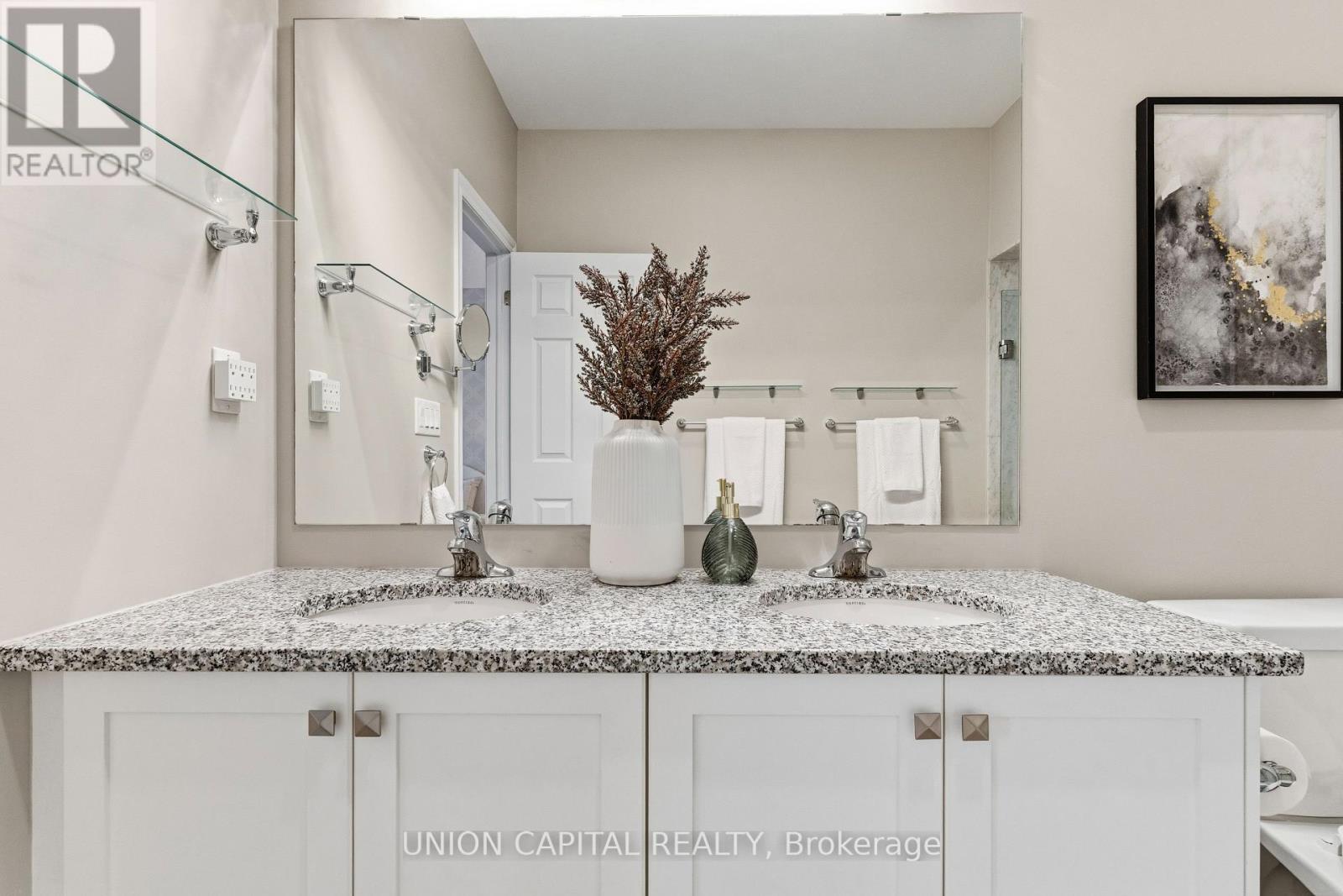 9 Isabella Peach Drive, Markham, Ontario  L6C 0Z1 - Photo 19 - N12930900