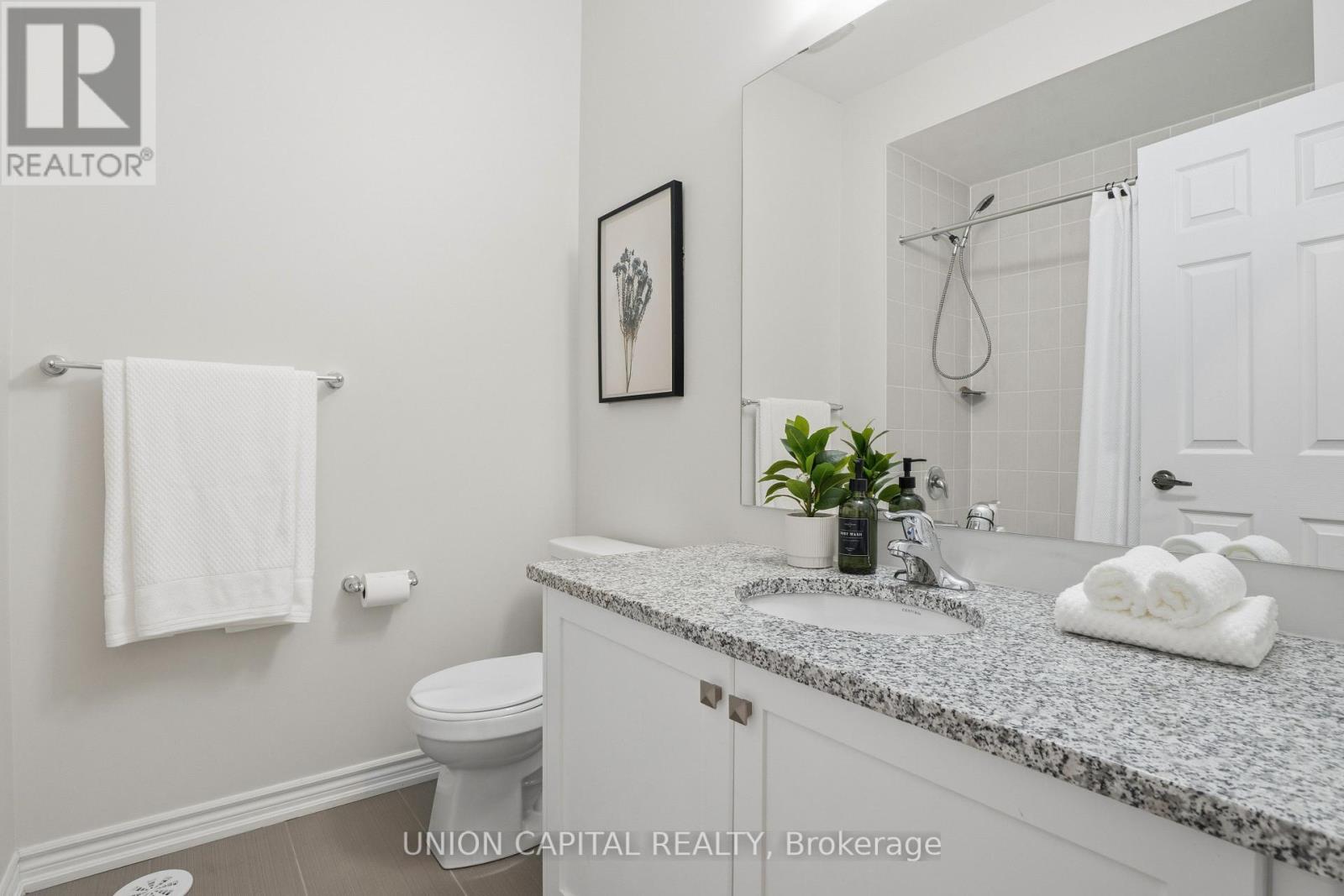 9 Isabella Peach Drive, Markham, Ontario  L6C 0Z1 - Photo 22 - N12930900