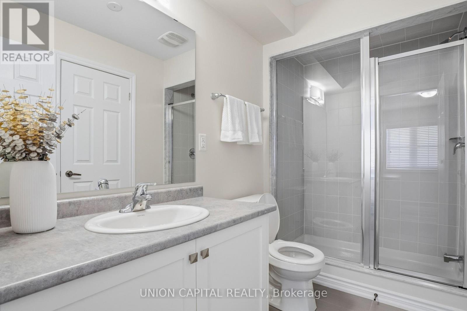 9 Isabella Peach Drive, Markham, Ontario  L6C 0Z1 - Photo 27 - N12930900