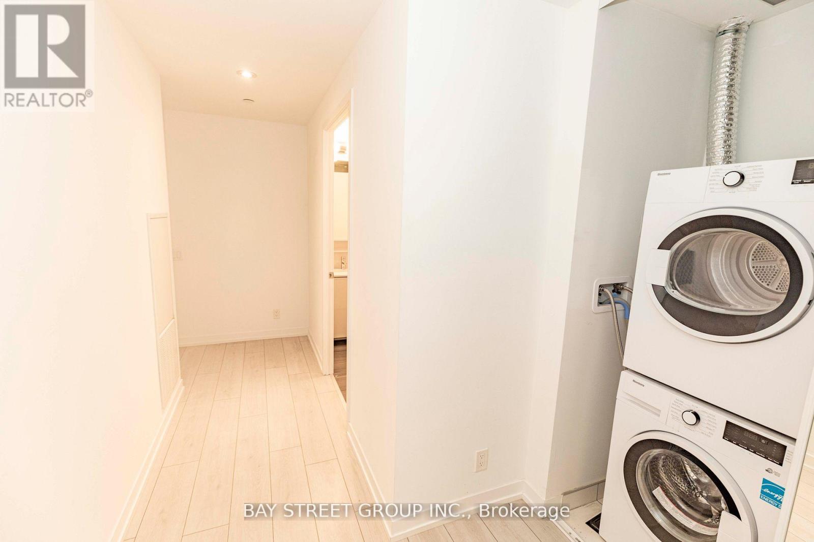 2607 - 950 Portage Pkwy Parkway, Vaughan, Ontario  L4K 0J7 - Photo 10 - N12930912