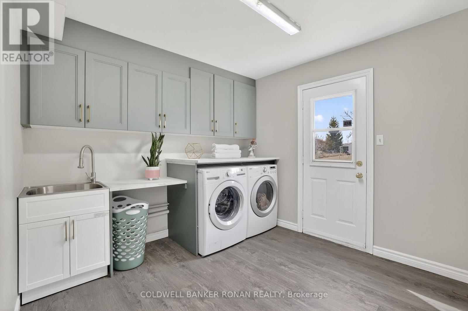 10 Catherine Street, Adjala-Tosorontio, Ontario  L0G 1L0 - Photo 31 - N12930922