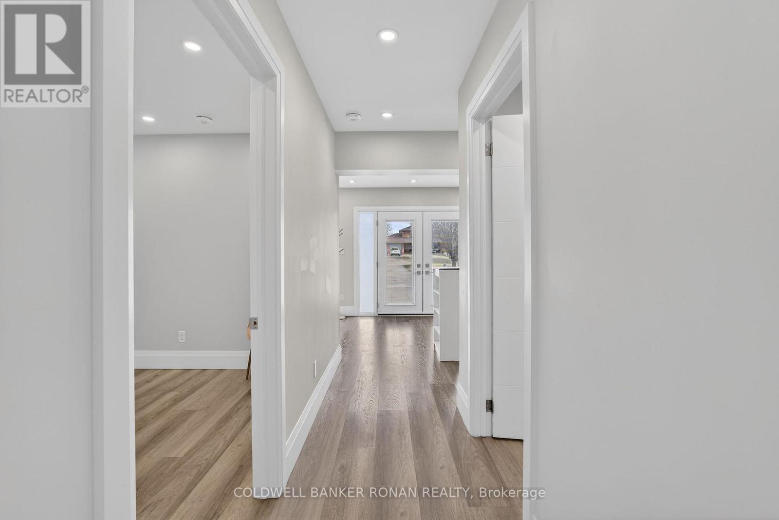 10 Catherine Street, Adjala-Tosorontio, Ontario  L0G 1L0 - Photo 34 - N12930922