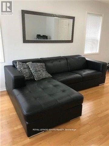 23 Terme Avenue, Vaughan (Vellore Village), Ontario  L4H 0M9 - Photo 2 - N12930998