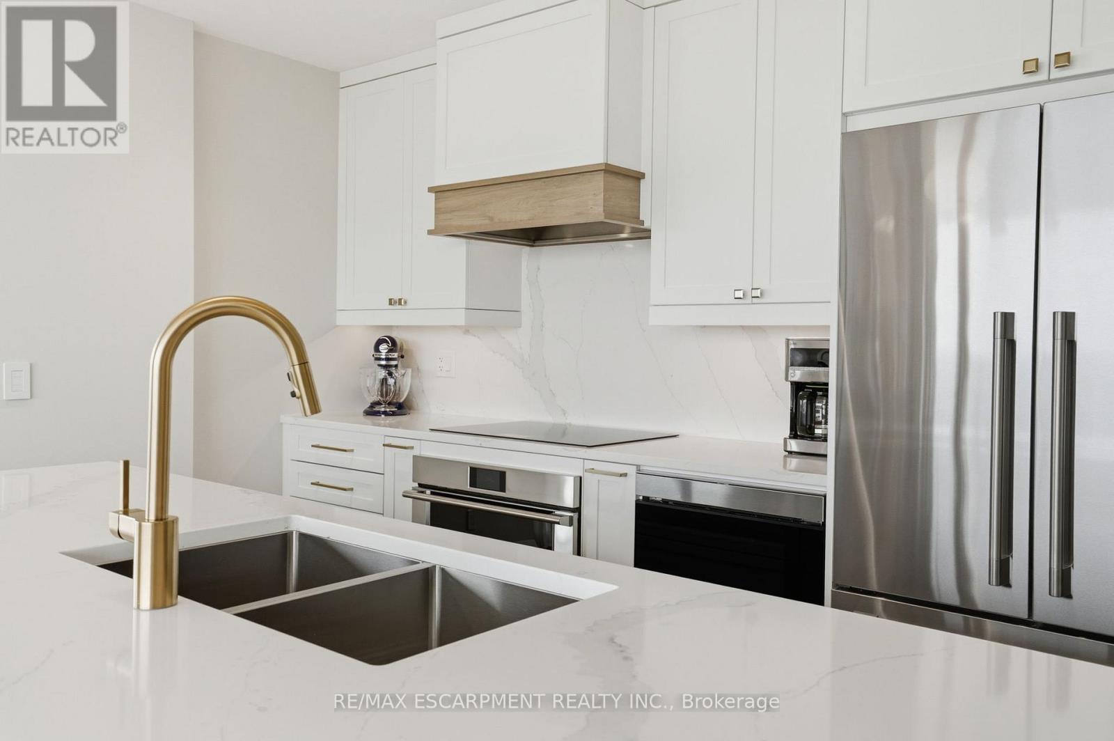 1408 - 2025 Maria Street, Burlington, Ontario  L7R 0E9 - Photo 11 - W12930930