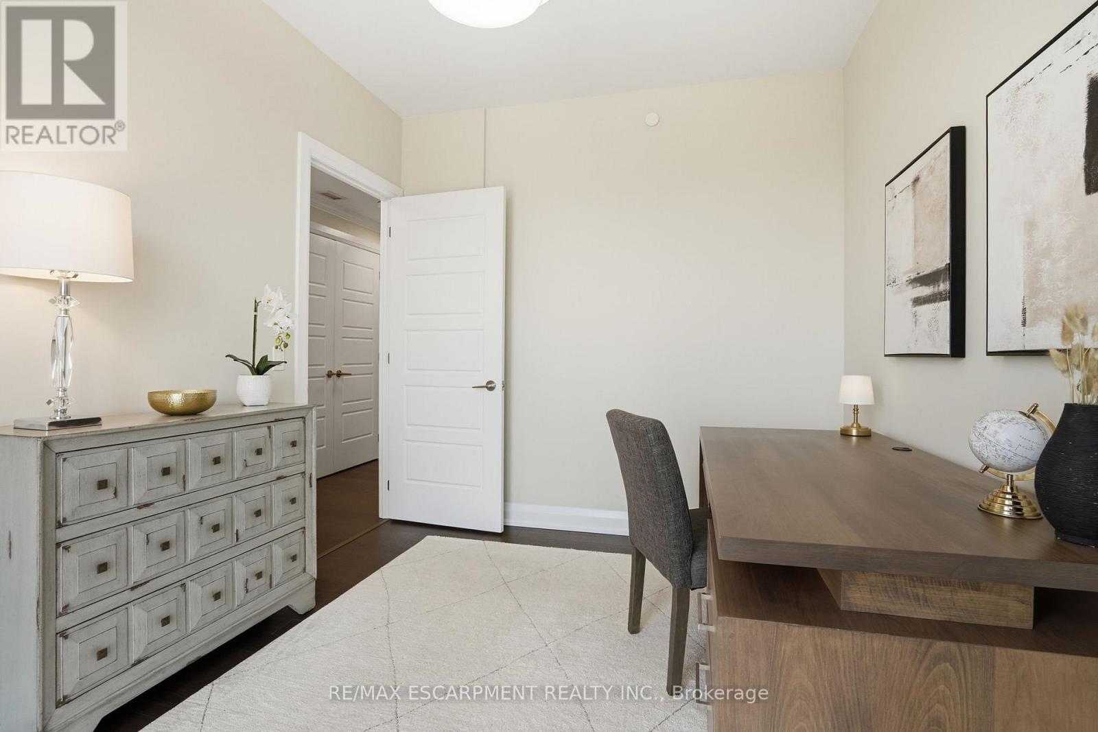 1408 - 2025 Maria Street, Burlington, Ontario  L7R 0E9 - Photo 25 - W12930930