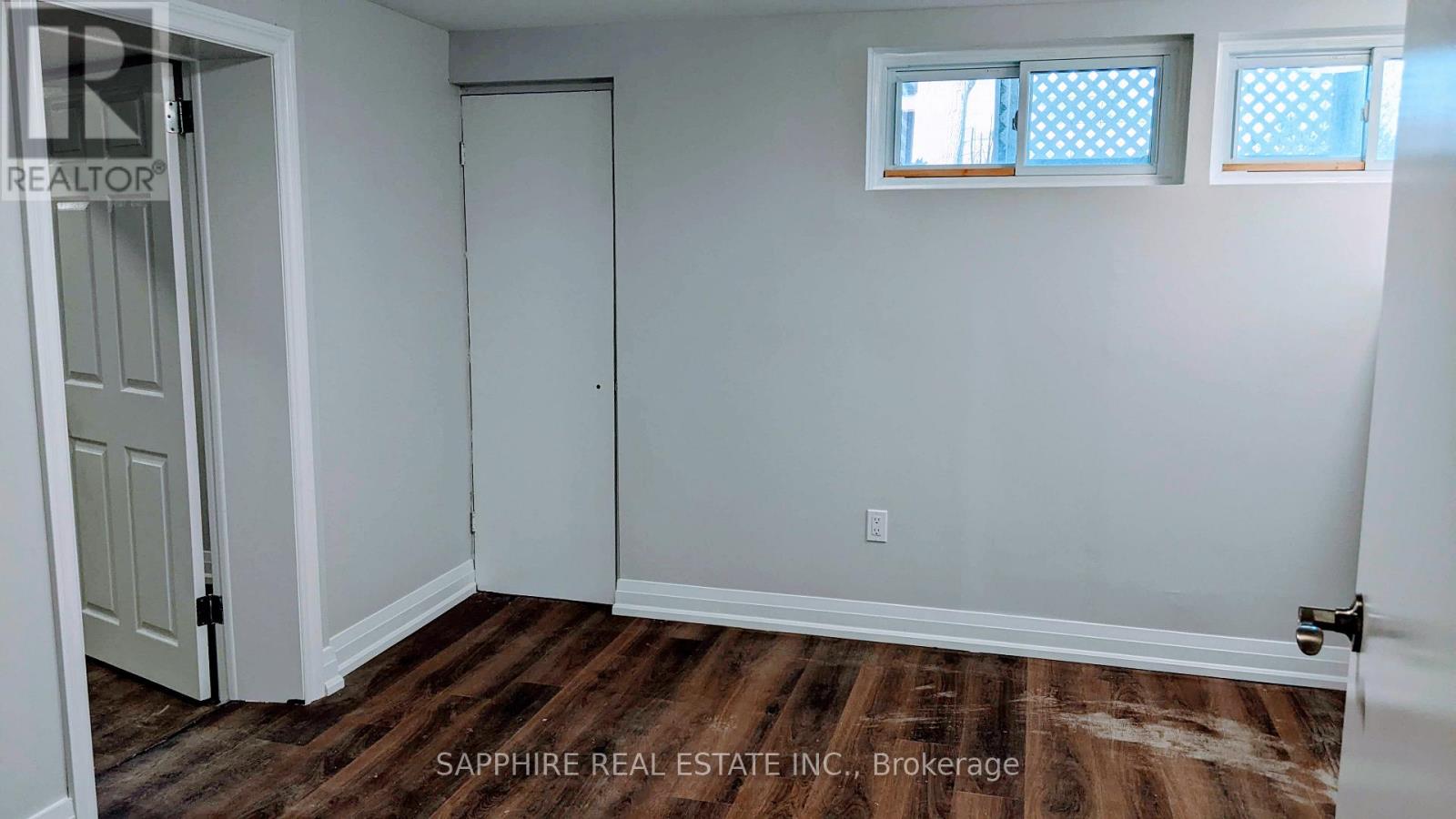 607 Weynway (Basement) Court, Oakville, Ontario  L6L 4G8 - Photo 9 - W12930980