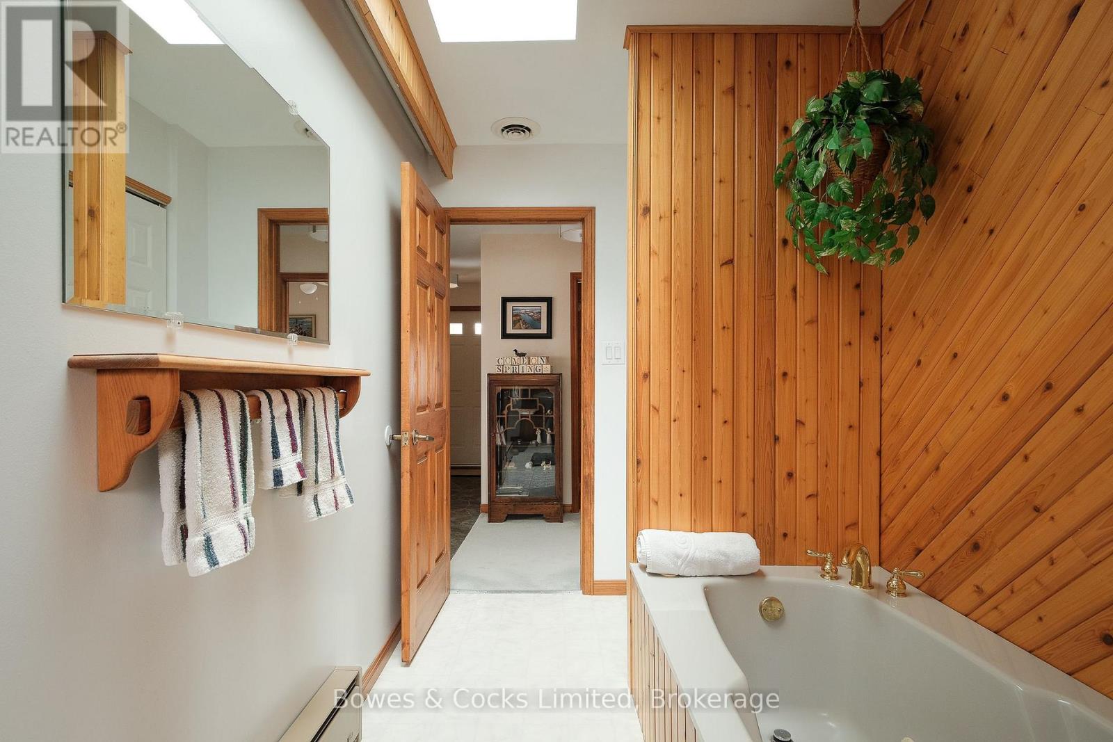 210 Thompson Road, Otonabee-South Monaghan, Ontario  K9J 6X8 - Photo 17 - X12916918