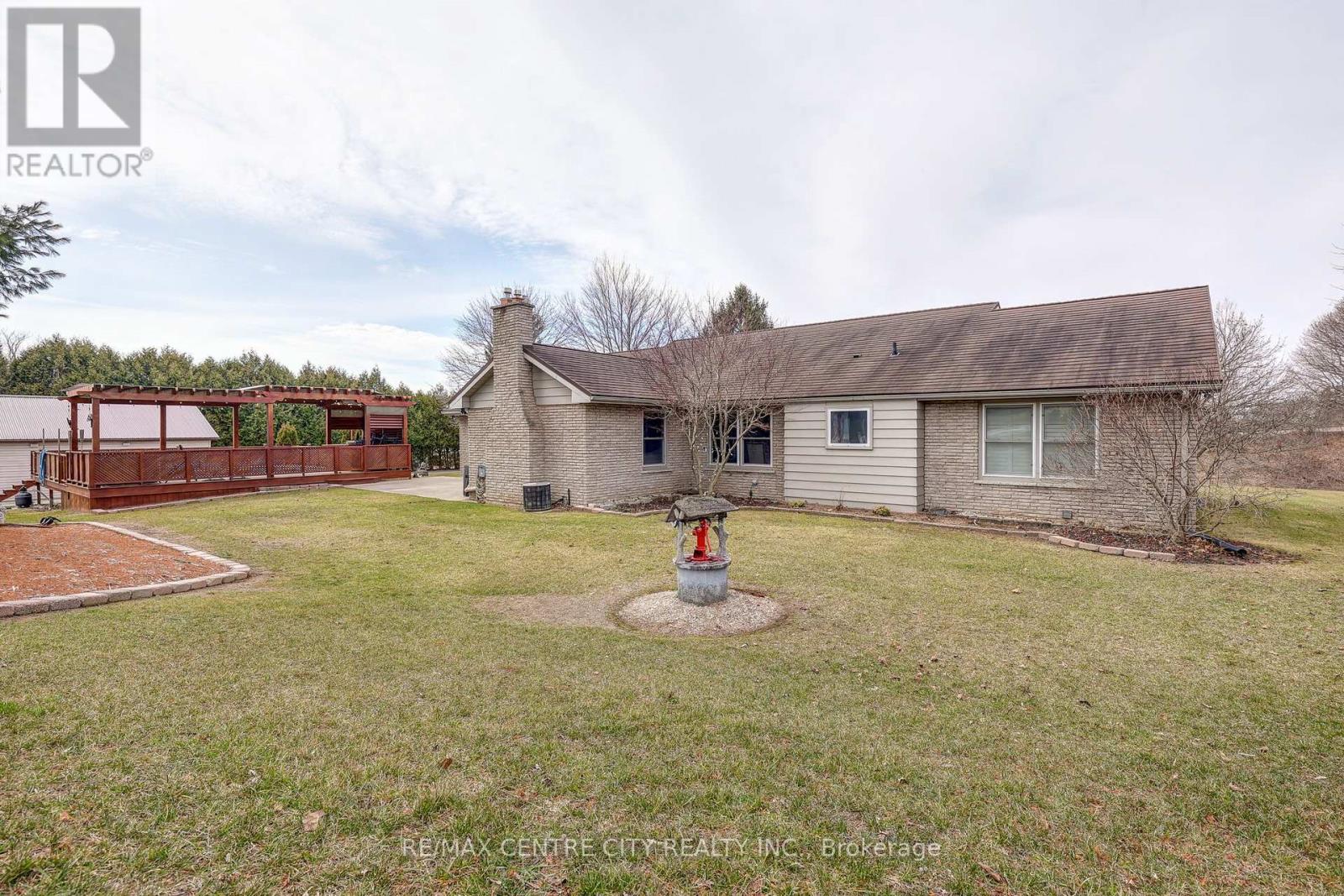 5978 Sunset Road, Central Elgin, Ontario  N0L 2L0 - Photo 11 - X12797420