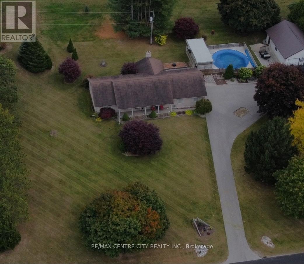 5978 Sunset Road, Central Elgin, Ontario  N0L 2L0 - Photo 4 - X12797420