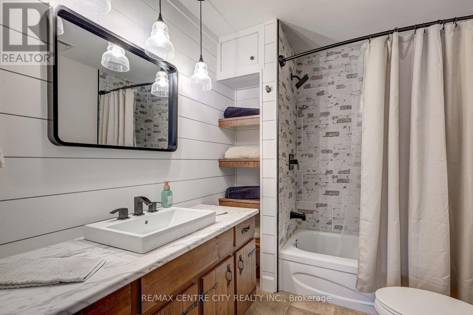 5978 Sunset Road, Central Elgin, Ontario  N0L 2L0 - Photo 36 - X12797420