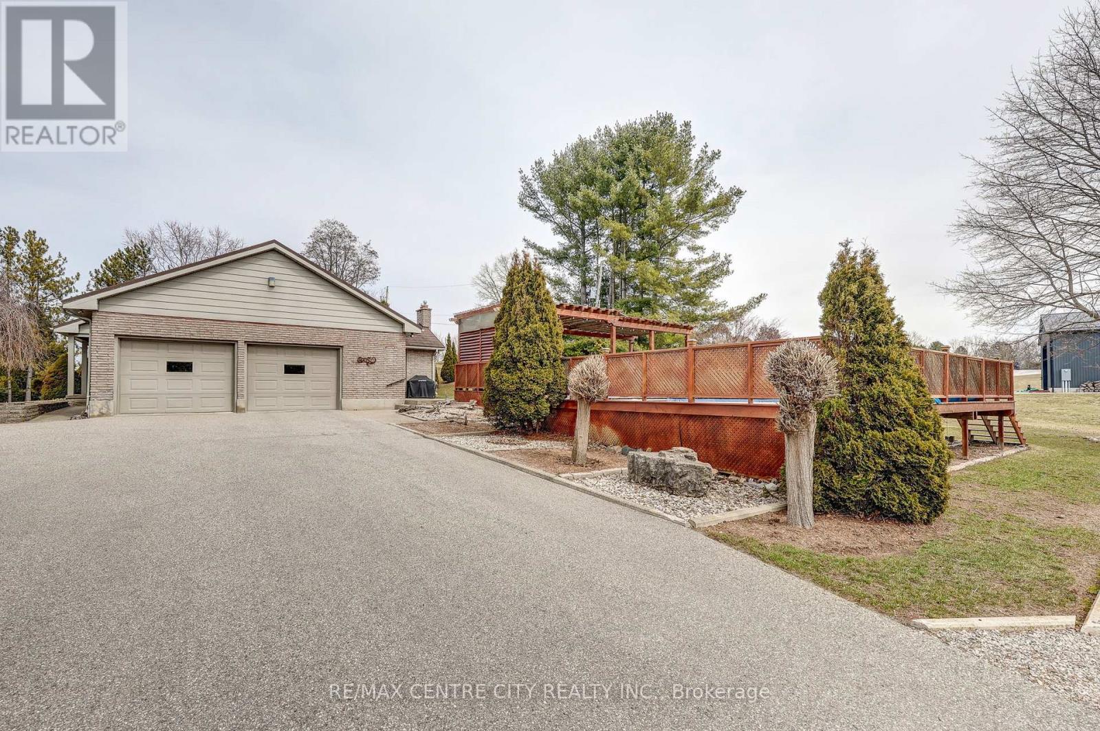 5978 Sunset Road, Central Elgin, Ontario  N0L 2L0 - Photo 9 - X12797420