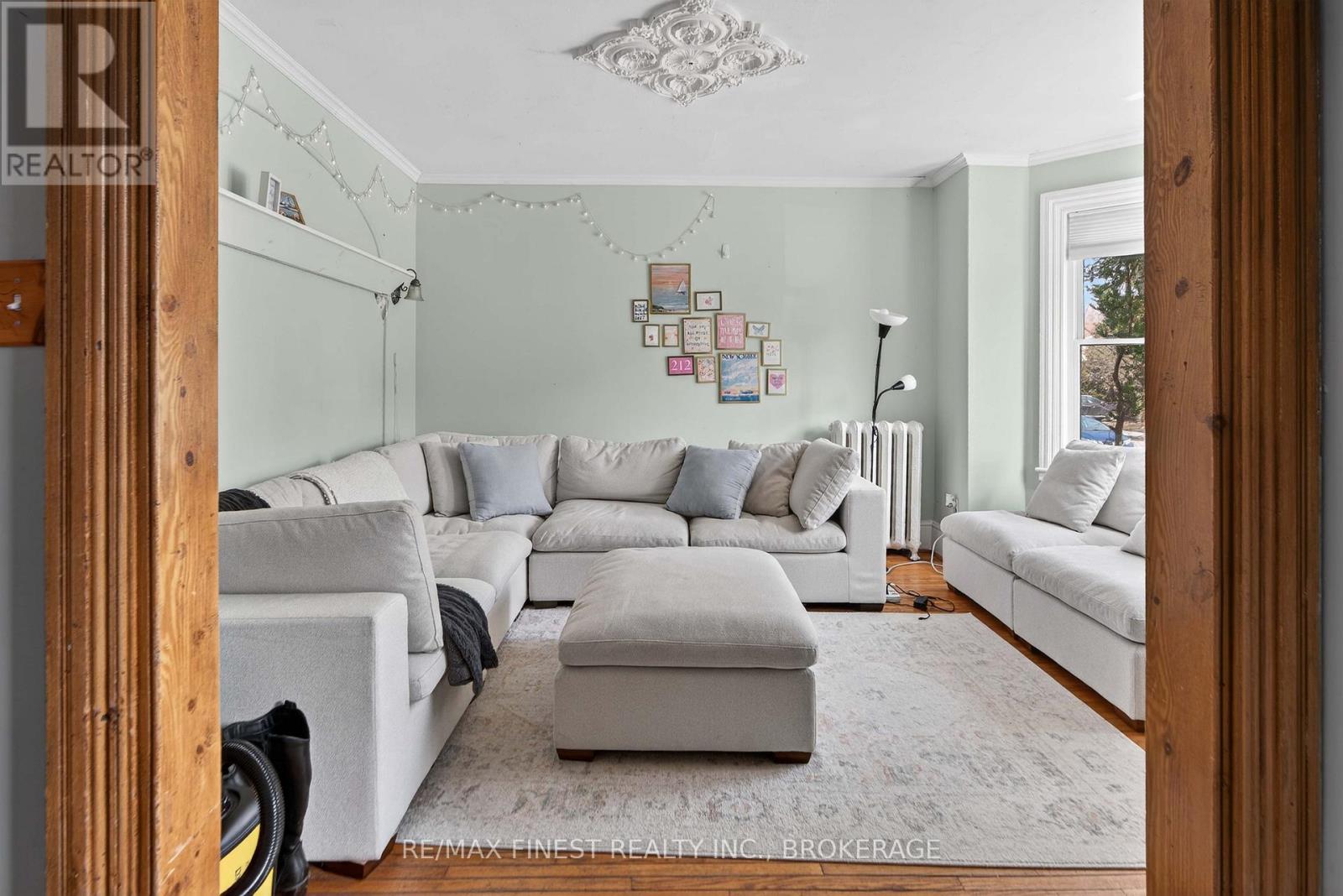 212 Albert Street, Kingston, Ontario  K7L 3V3 - Photo 8 - X12930520