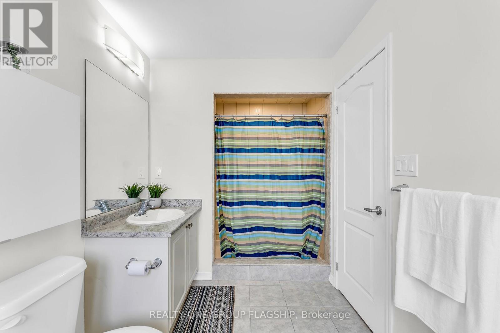 312 Bedrock Drive, Hamilton, Ontario  L8J 0M4 - Photo 27 - X12930936