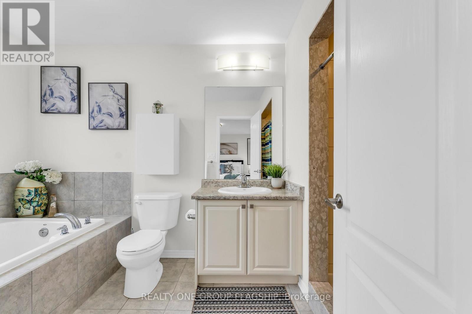 312 Bedrock Drive, Hamilton, Ontario  L8J 0M4 - Photo 28 - X12930936