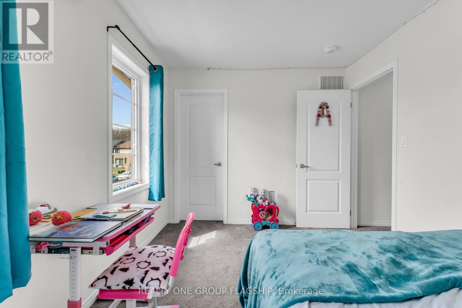 312 Bedrock Drive, Hamilton, Ontario  L8J 0M4 - Photo 32 - X12930936