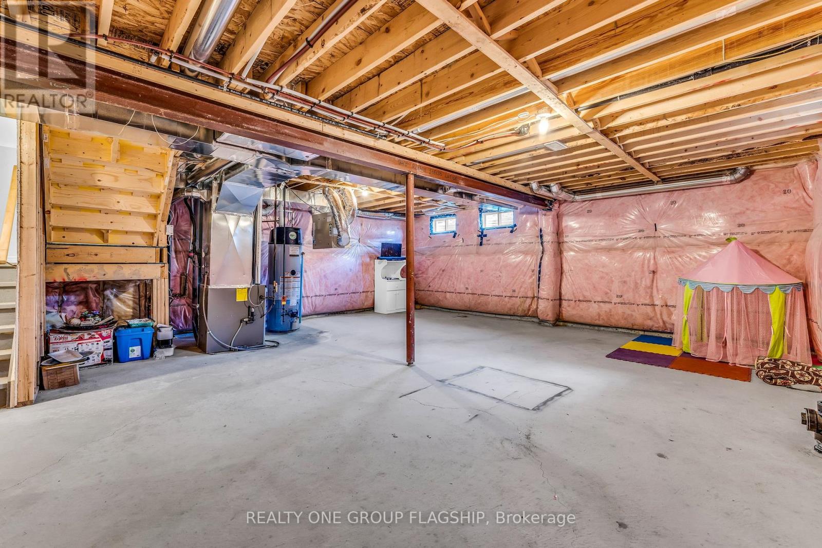 312 Bedrock Drive, Hamilton, Ontario  L8J 0M4 - Photo 37 - X12930936