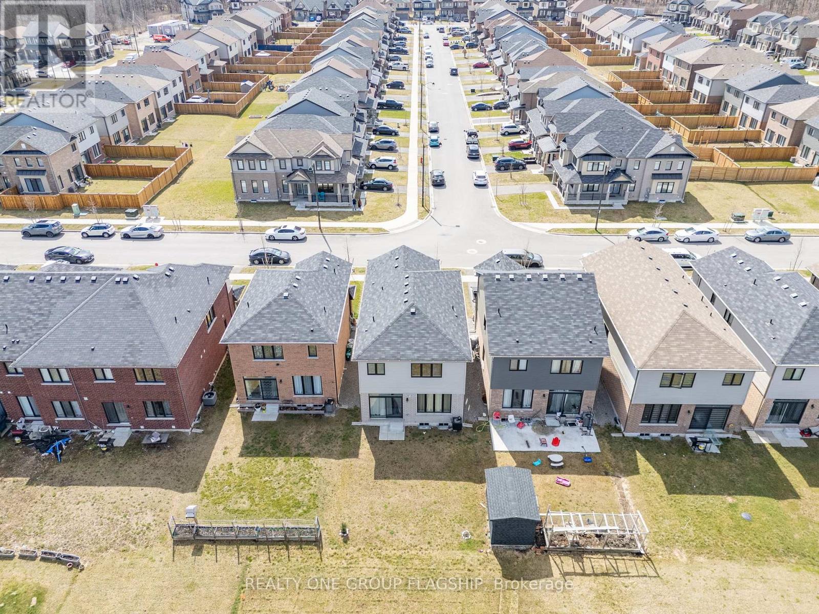 312 Bedrock Drive, Hamilton, Ontario  L8J 0M4 - Photo 40 - X12930936