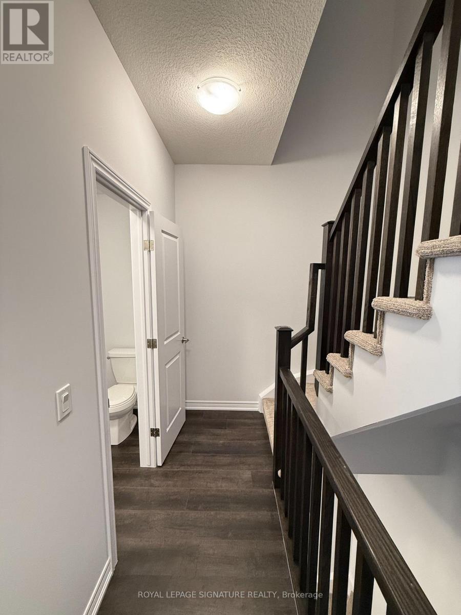 35 - 19 Picardy Drive, Hamilton, Ontario  L8J 0M7 - Photo 16 - X12930986