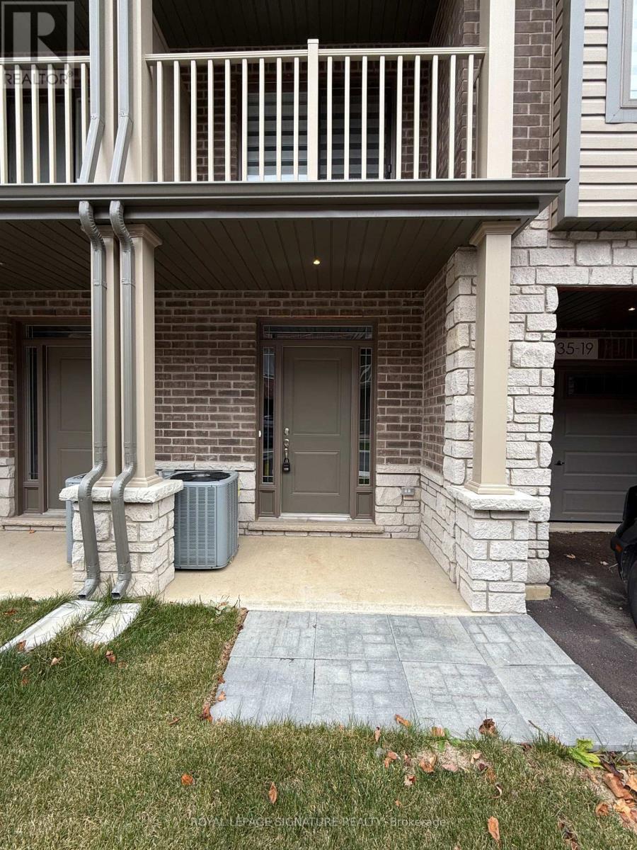 35 - 19 Picardy Drive, Hamilton, Ontario  L8J 0M7 - Photo 2 - X12930986
