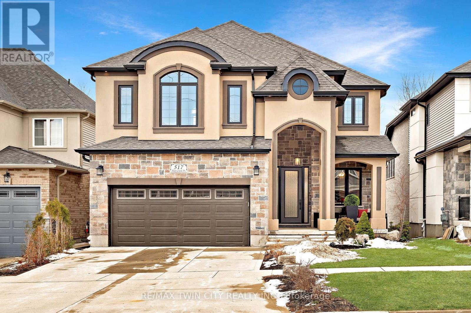 517 Blair Creek Drive, Kitchener, Ontario  N2P 0H5 - Photo 1 - X12930988