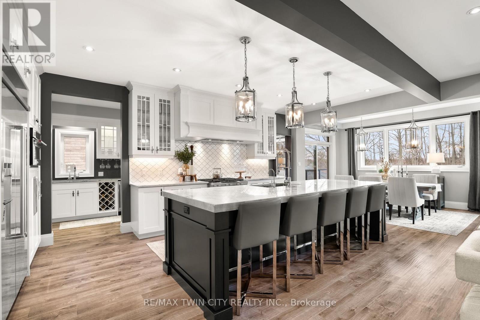 517 Blair Creek Drive, Kitchener, Ontario  N2P 0H5 - Photo 7 - X12930988