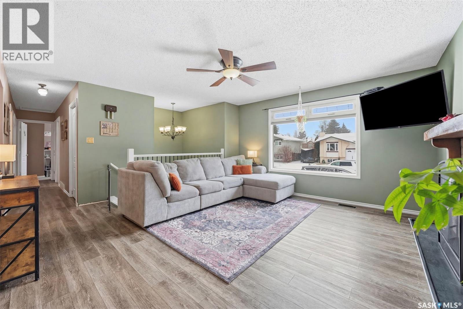 115 Cypress Court, Saskatoon, Saskatchewan  S7K 5C3 - Photo 3 - SK031470