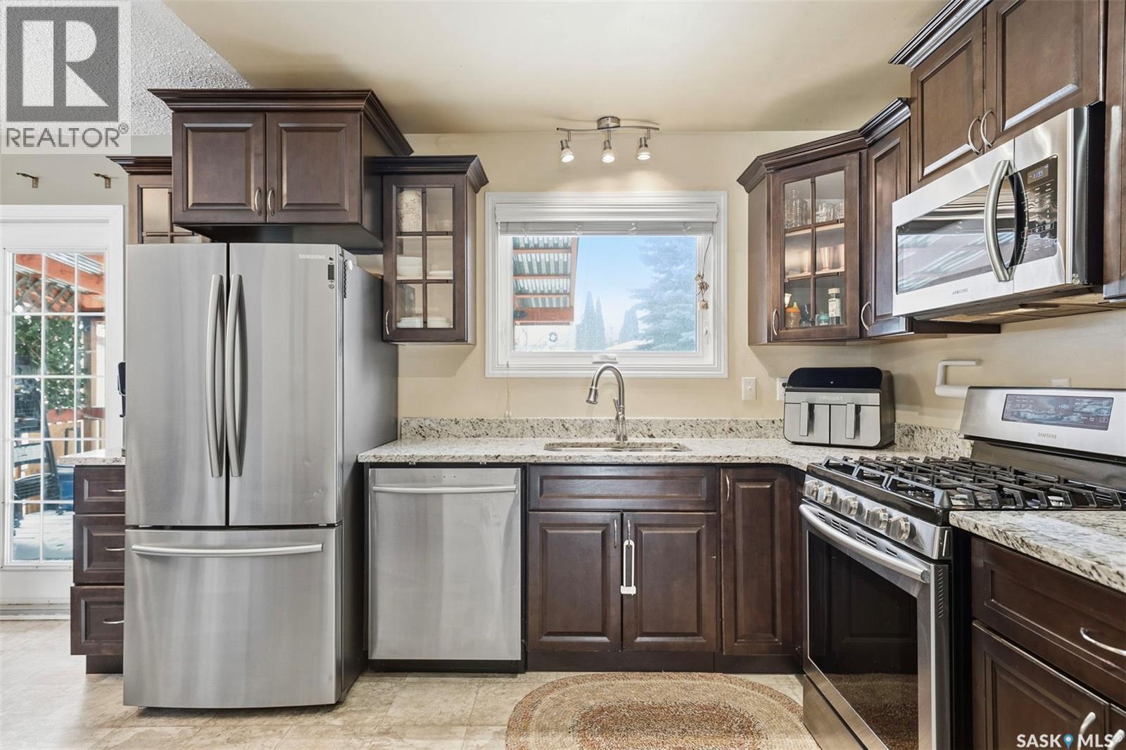 115 Cypress Court, Saskatoon, Saskatchewan  S7K 5C3 - Photo 7 - SK031470