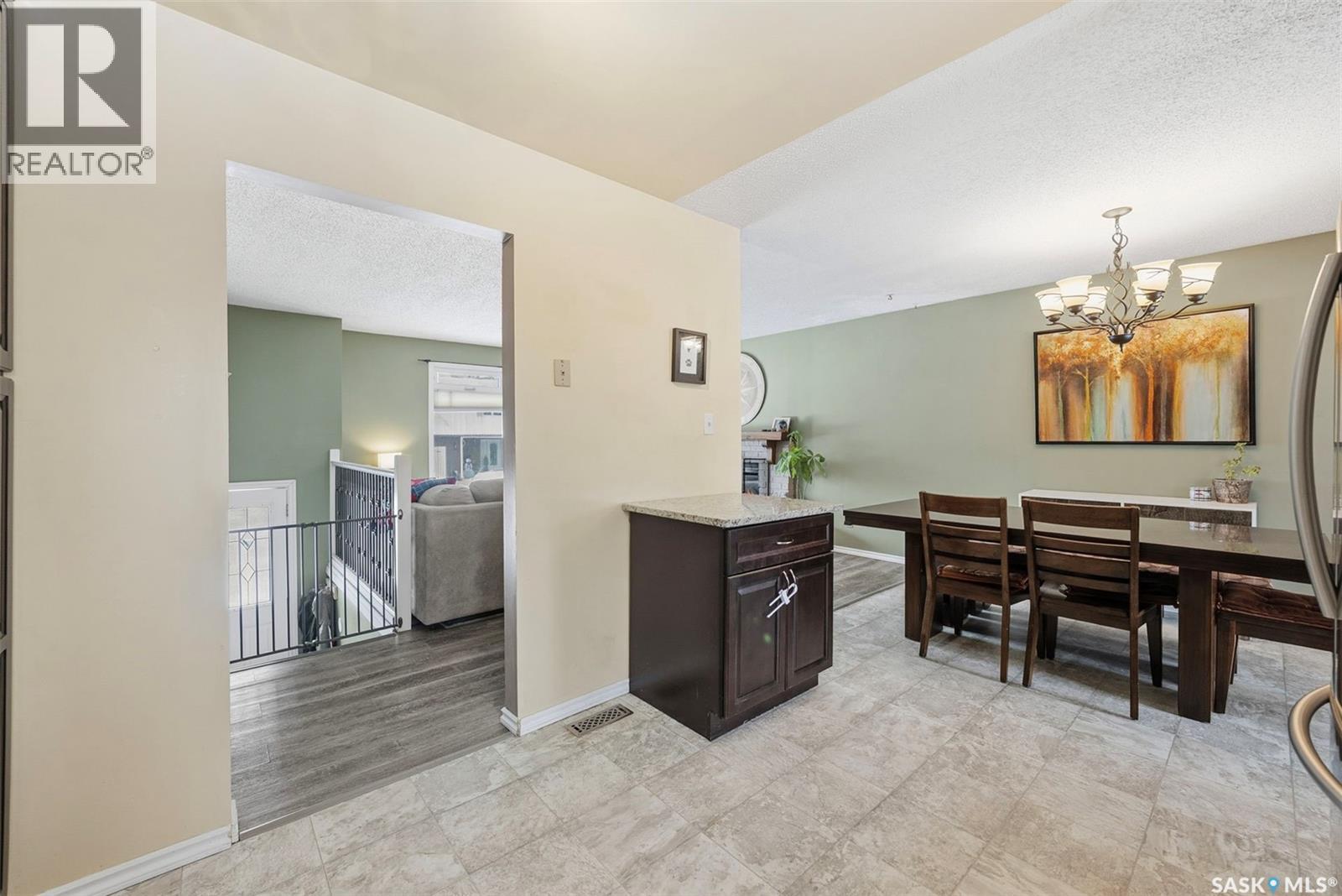 115 Cypress Court, Saskatoon, Saskatchewan  S7K 5C3 - Photo 8 - SK031470