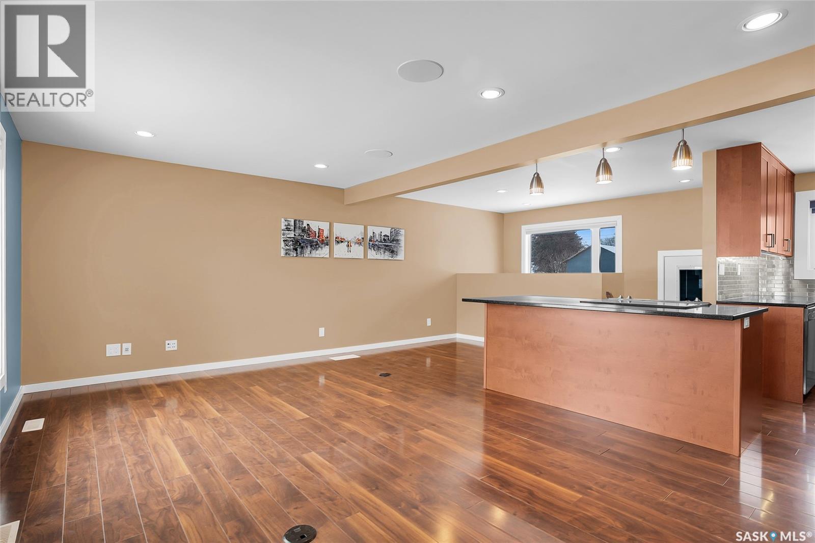 701 W Avenue N, Saskatoon, Saskatchewan  S7L 3H2 - Photo 9 - SK031403