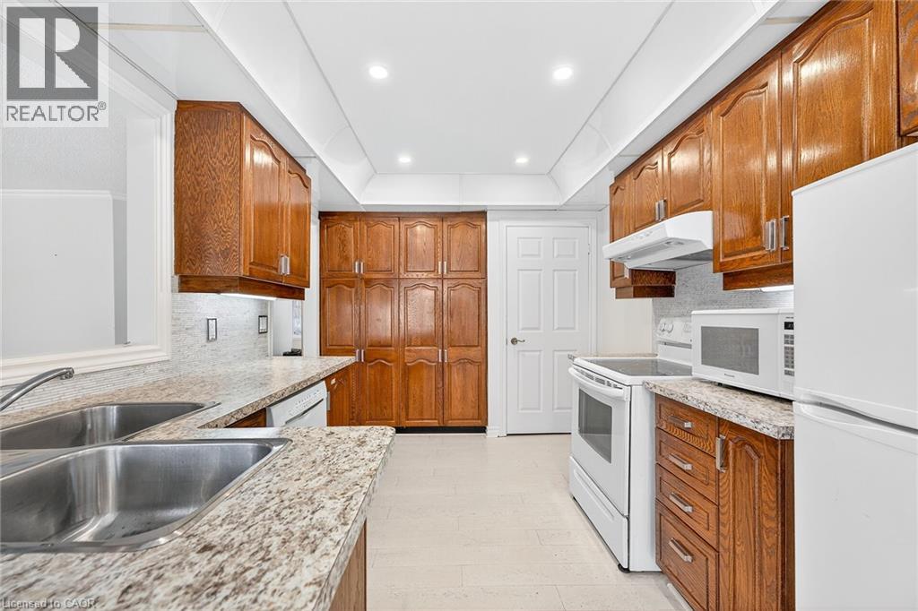 372 Silverbirch Boulevard, Mount Hope, Ontario  L0R 1W0 - Photo 14 - 40815549