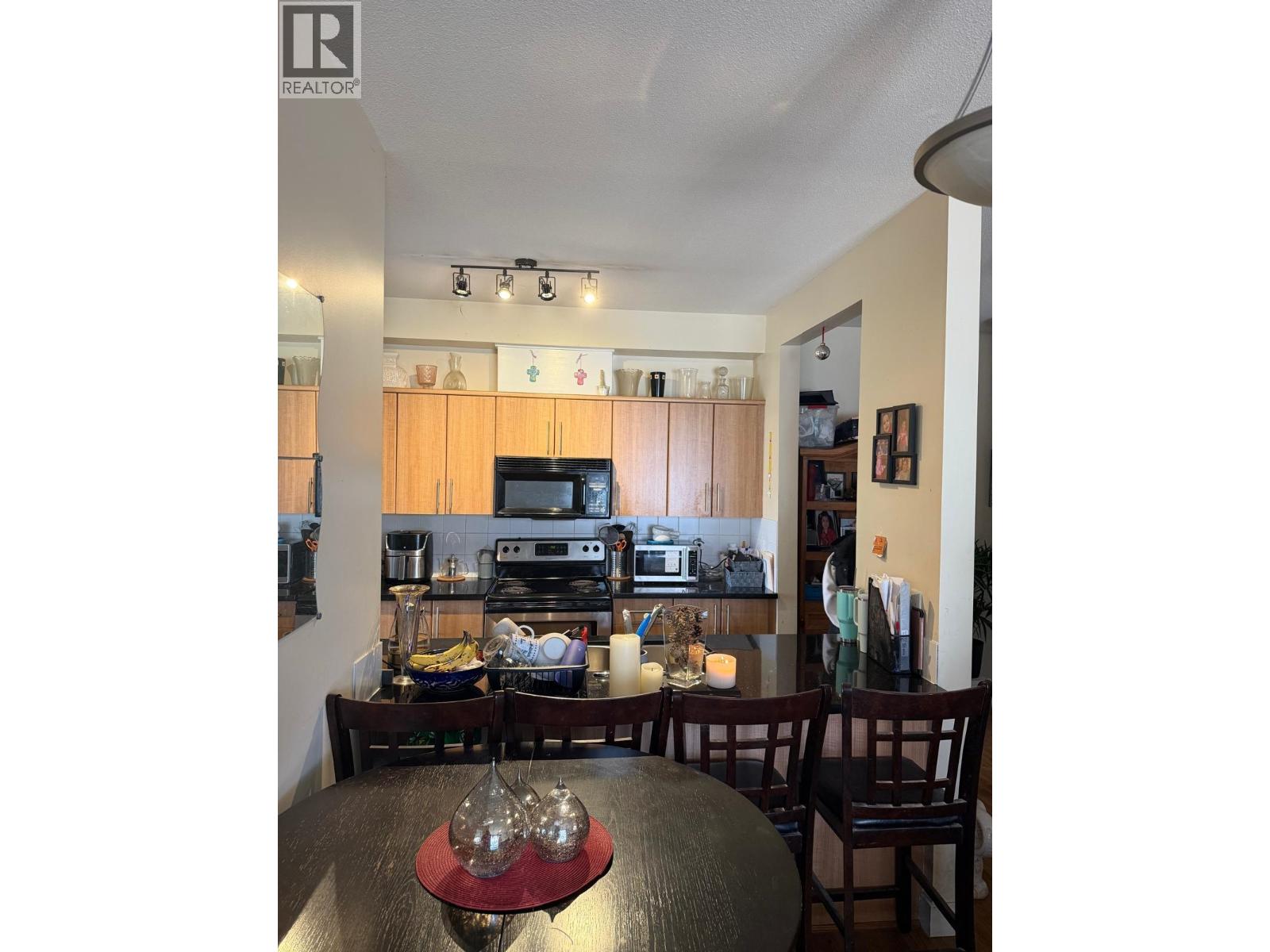 109 3240 St Johns Street, Port Moody, British Columbia V3H 0C1 - Photo 3 - R3102056