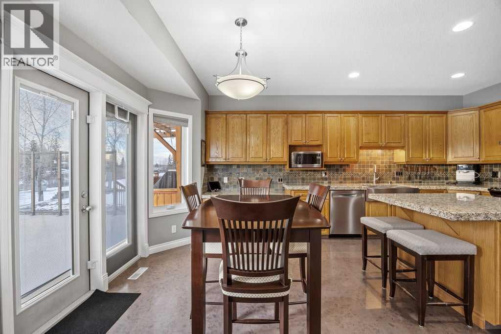 28 Clover Lane, Rural Rocky View County, Alberta  T3Z 1G9 - Photo 9 - A2283765