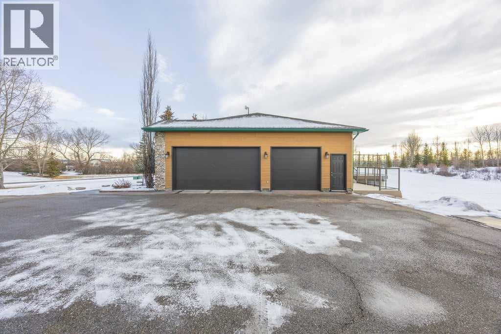 28 Clover Lane, Rural Rocky View County, Alberta  T3Z 1G9 - Photo 43 - A2283765