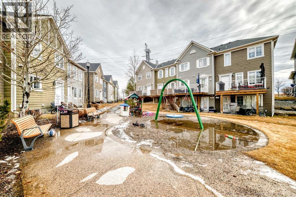 176 Cascades Passage, Chestermere, Alberta  T1X 0K8 - Photo 32 - A2294337