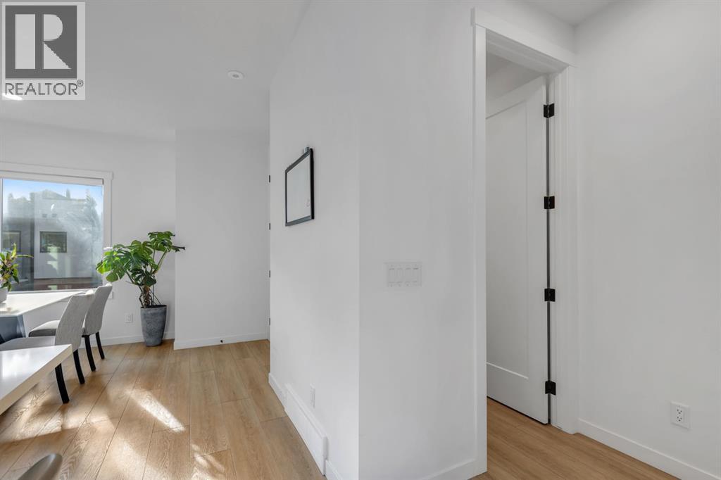 213 Greenbriar Common Nw, Calgary, Alberta  T3B 6J3 - Photo 15 - A2294428