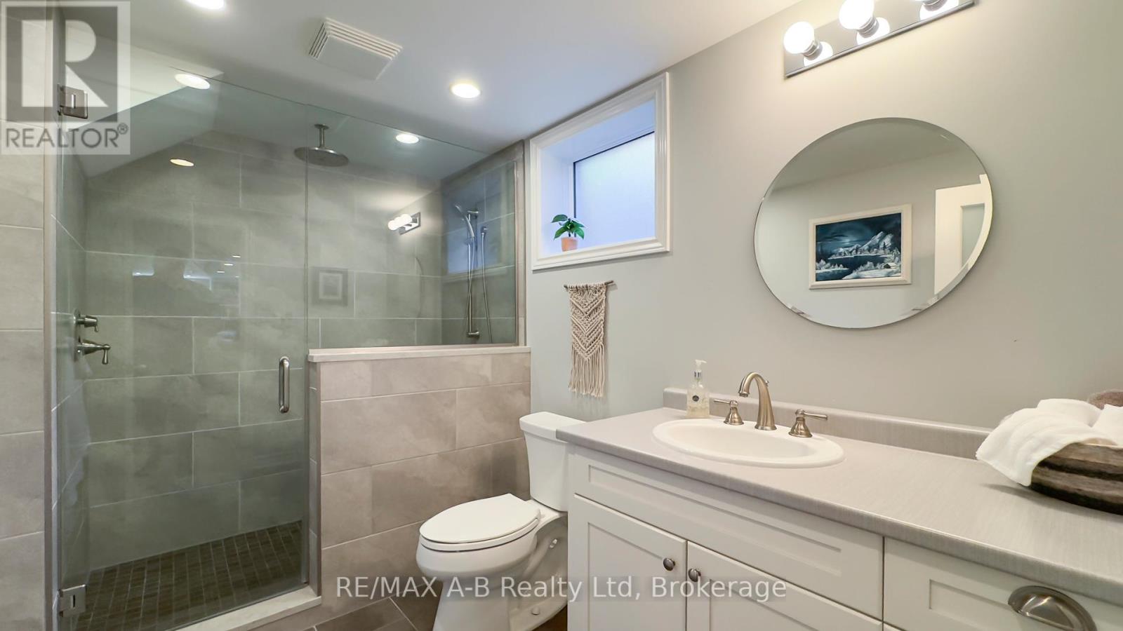 43 Widder Street W, St. Marys, Ontario  N4X 1A5 - Photo 20 - X12393273