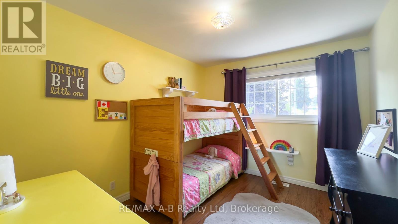 43 Widder Street W, St. Marys, Ontario  N4X 1A5 - Photo 13 - X12393273