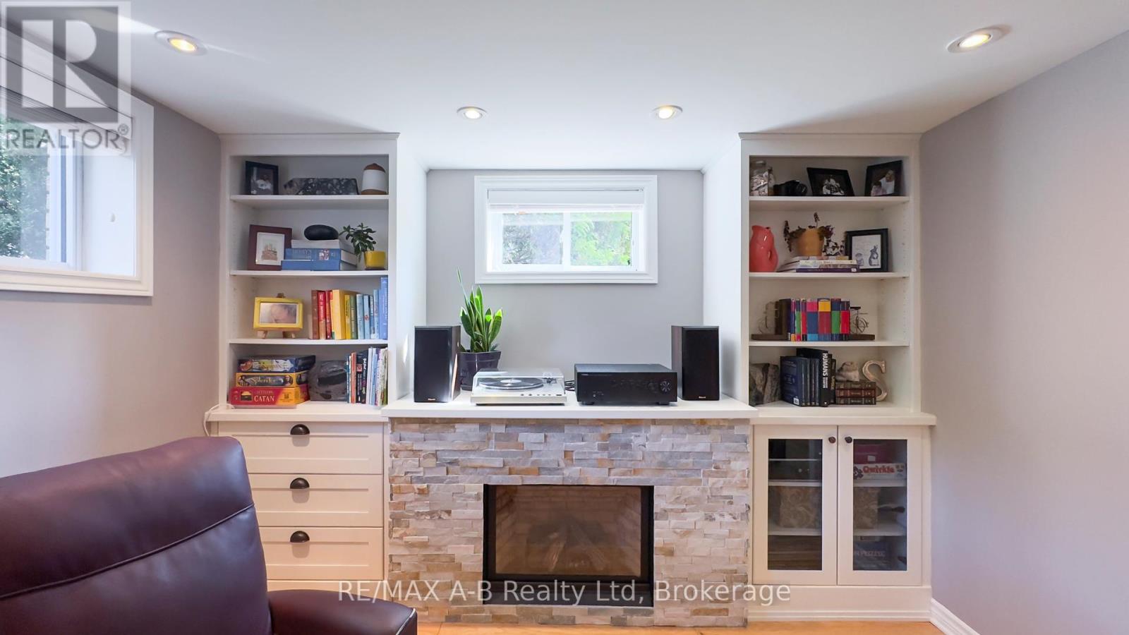 43 Widder Street W, St. Marys, Ontario  N4X 1A5 - Photo 19 - X12393273