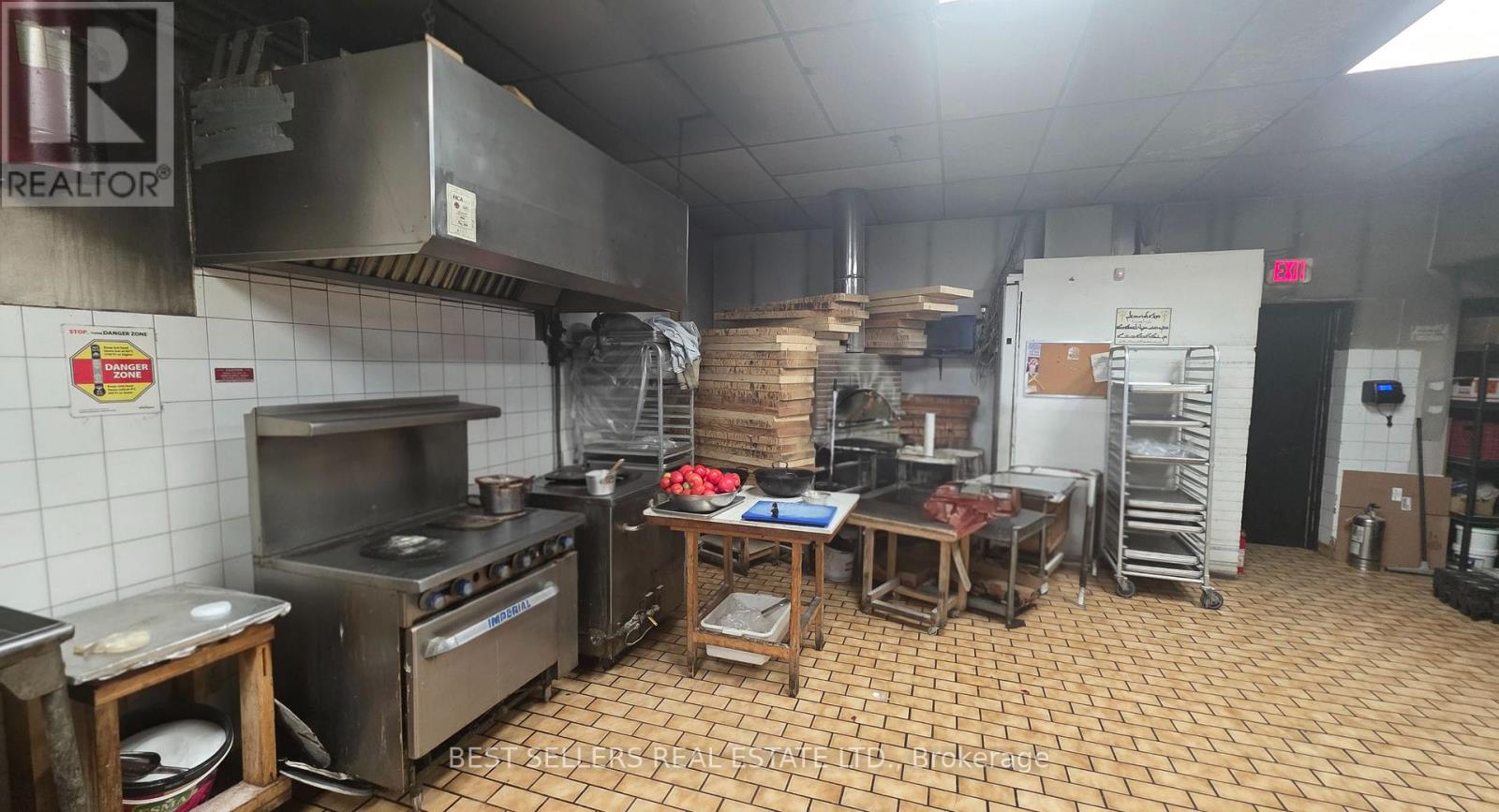 1 & 2 - 3200 Steeles Avenue W, Vaughan, Ontario  L4K 3B8 - Photo 24 - N12930626