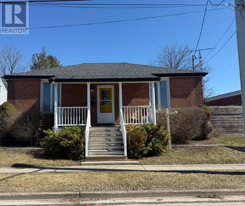 424 Victoria Street, Cobourg, Ontario  K9A 3G9 - Photo 3 - X12931036