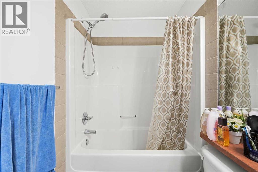 41 New Brighton Green Se, Calgary, Alberta  T2Z 0J8 - Photo 30 - A2286482