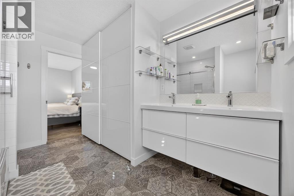 208 78 Avenue Se, Calgary, Alberta  T2H 1C4 - Photo 25 - A2296126