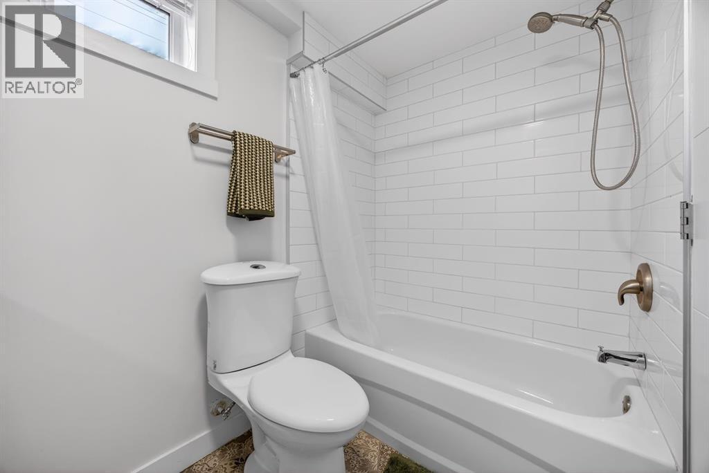208 78 Avenue Se, Calgary, Alberta  T2H 1C4 - Photo 37 - A2296126