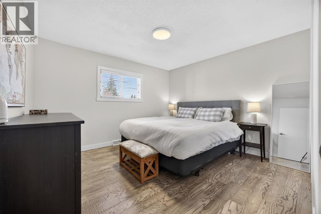 208 78 Avenue Se, Calgary, Alberta  T2H 1C4 - Photo 21 - A2296126