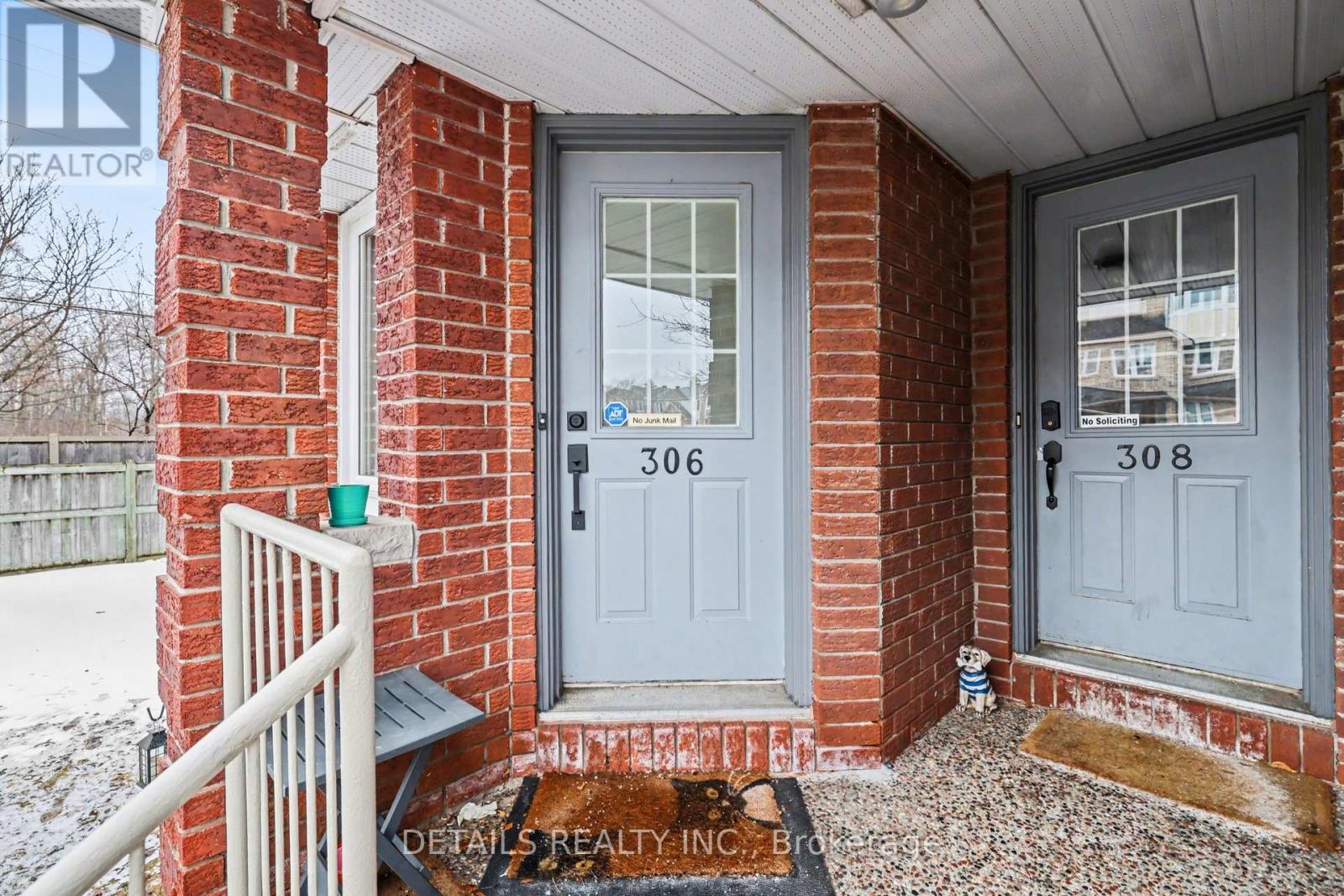 306 Briston Private, Ottawa, Ontario  K1G 5R1 - Photo 3 - X12931034