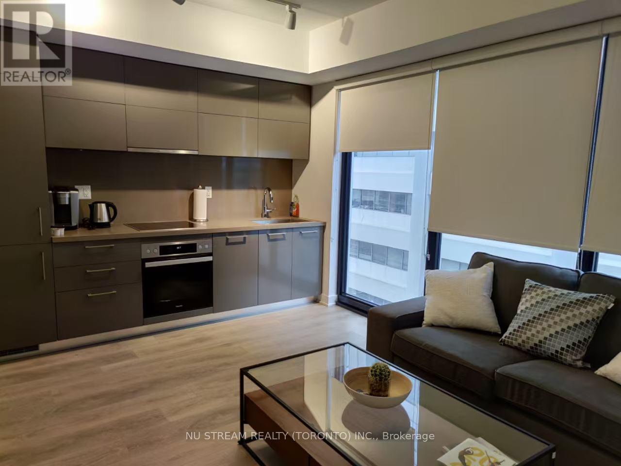 1107 - 188 Cumberland Street, Toronto, Ontario  M5R 0B6 - Photo 6 - C12931018