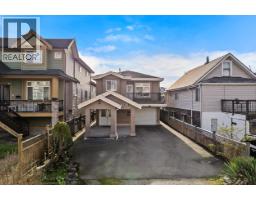<div class="price">$1,499,900</div> 268 Hampton Street, New Westminster<br><div style="margin-bottom:8px;"><small>Exp Realty Of Canada</small></div><div class='bed_bath'>5 Bed | 4 Bath</div>